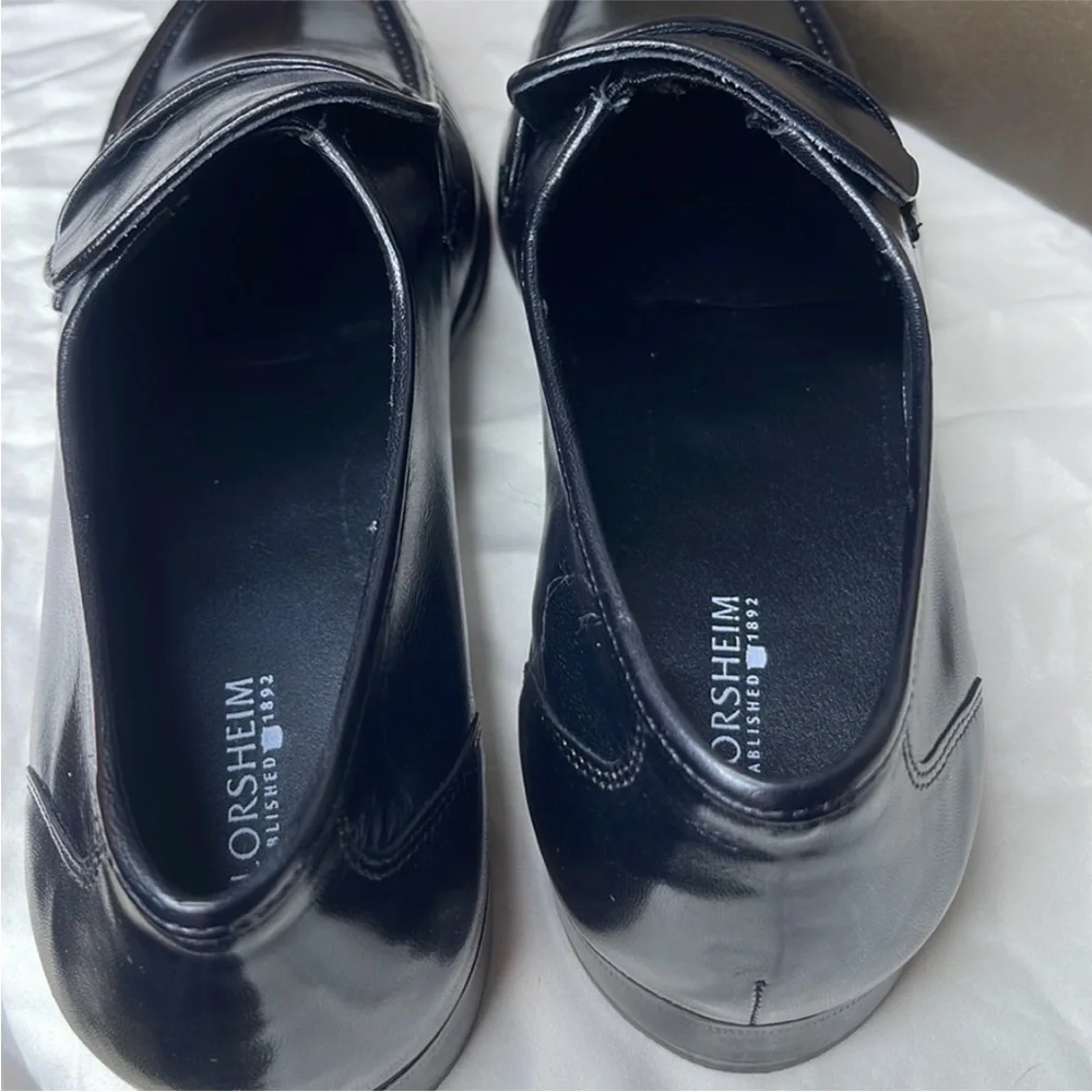 NWT Florsheim Como Black Slip On Loafer. Size 11 1/2 D